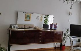 7 Flower Street Apartment